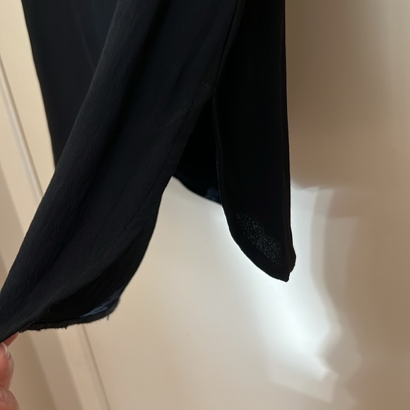 Black blouse - Picture 4 of 4